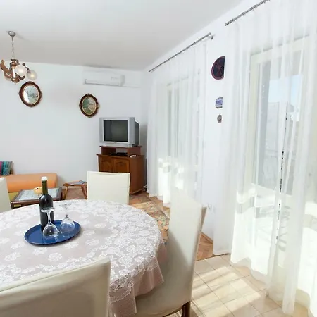 Ruza Apartment *