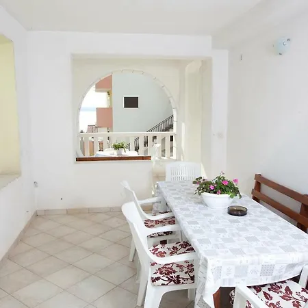 Ruza Apartmán *